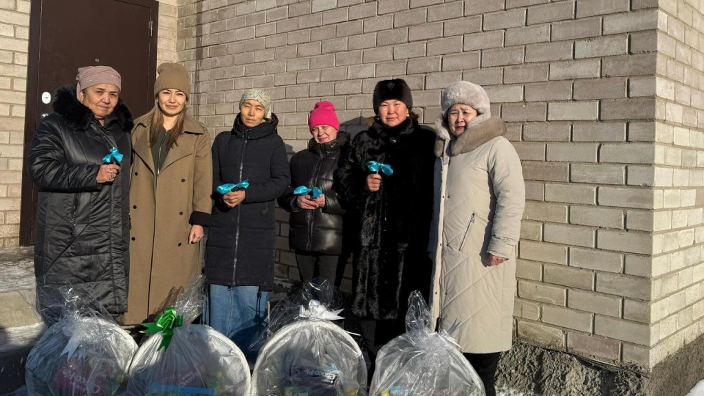 Бұқар Жырау ауданында тағы төрт көпбалалы отбасы жаңа баспана алды