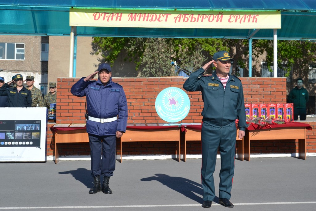 Карагандинские гвардейцы вернулись домой после выполнения противопаводковых мероприятий