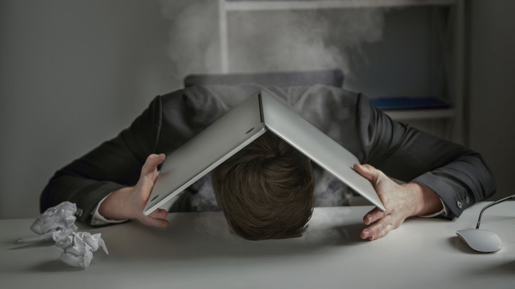 «Выгорыныч» и «невывожук»: почему мы выгораем, и как с этим справиться