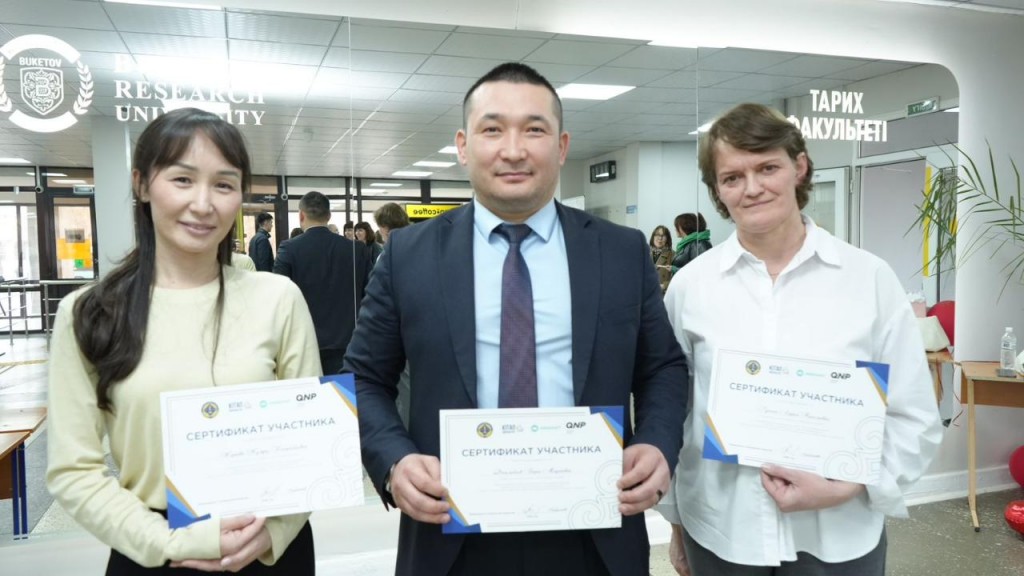 В Карагандинской области выбрали самых читающих госслужащих