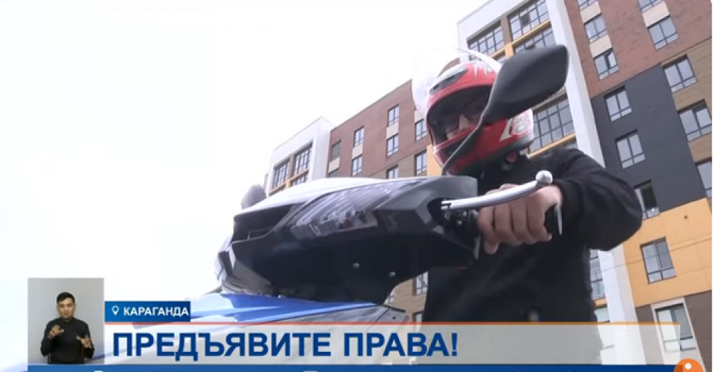 Почему мопедисты не спешат получать права?