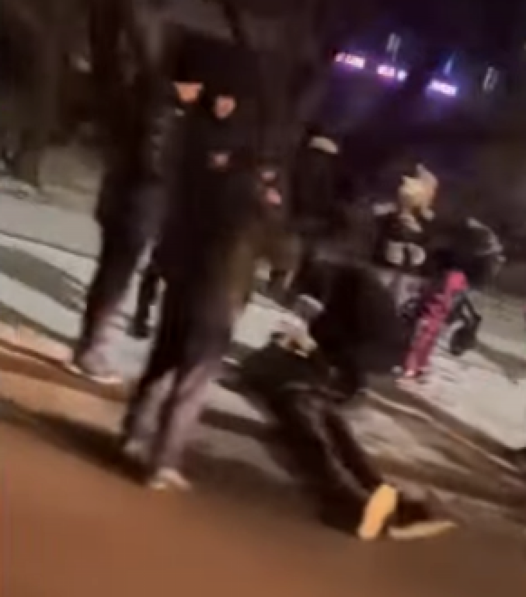 Қарағандыда 16 жасар жасөспірім автокөліктің дөңгелектерінің астына түсті