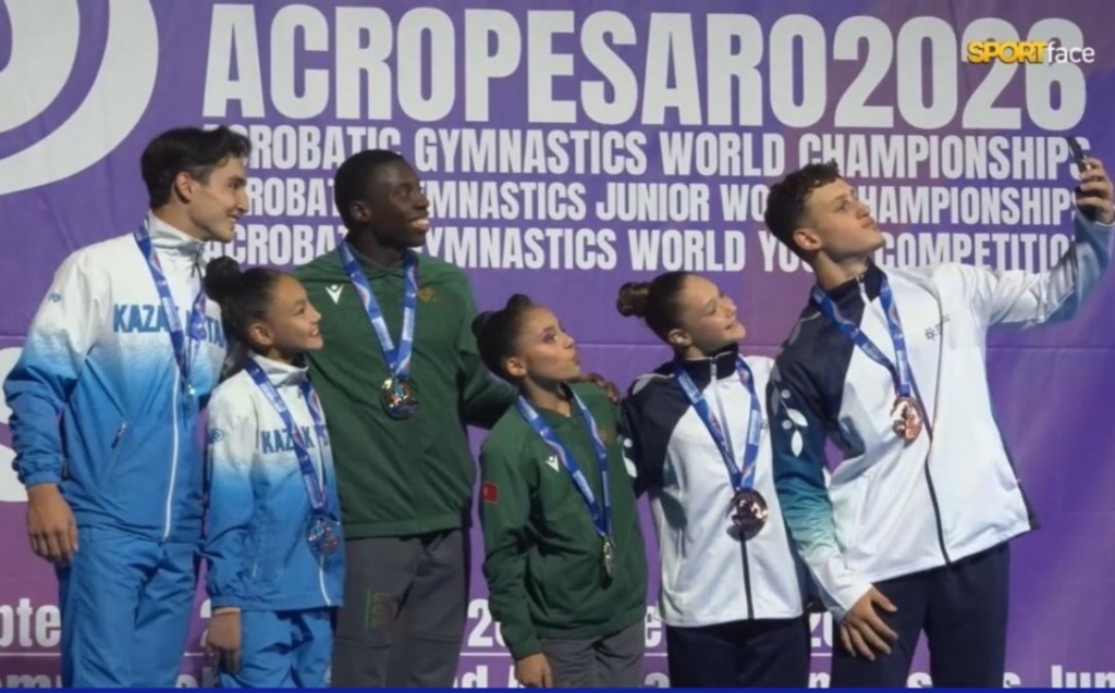 Карагандинские акробаты завоевали серебро чемпионата мира