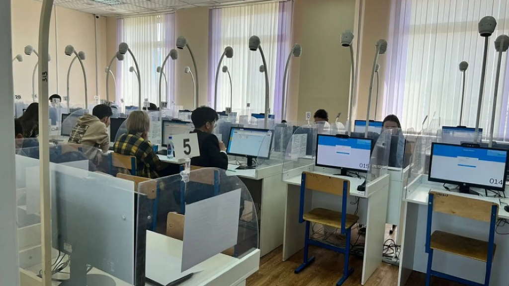 Разные для разных регионов: даты основного ЕНТ озвучили в Казахстане