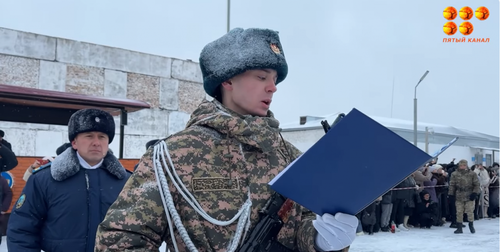 В Сарани солдаты приняли присягу