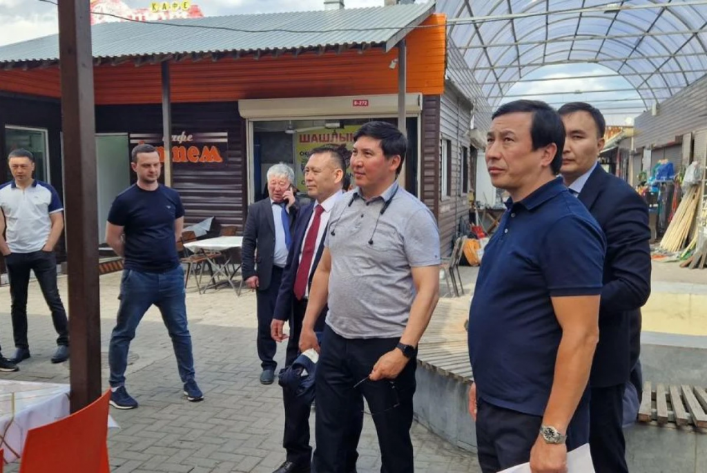 Акиматам поручено ускорить модернизацию торговых рынков в Казахстане