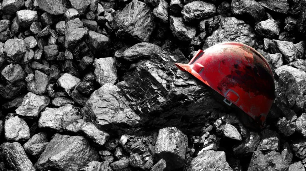 О несчастных случаях на производстве обязали уведомлять в электронном виде