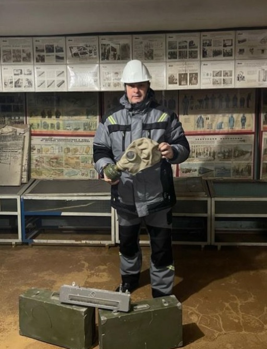 Сотрудники ТОО «Қарағанды Жарық» отработали приемы по эвакуации в бомбоубежище