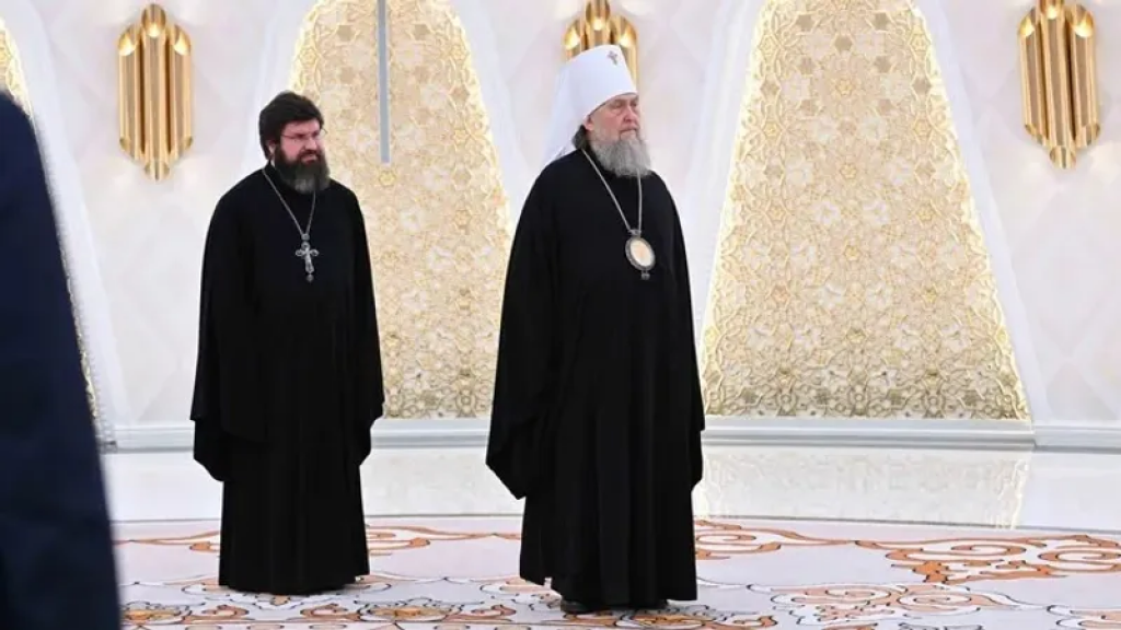 Благодатный огонь, ночные богослужения: как встретят Пасху в Казахстане