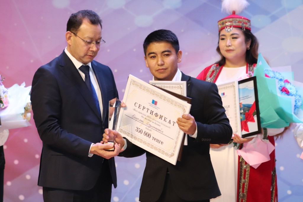 Лучших учителей года выбрали в Карагандинской области