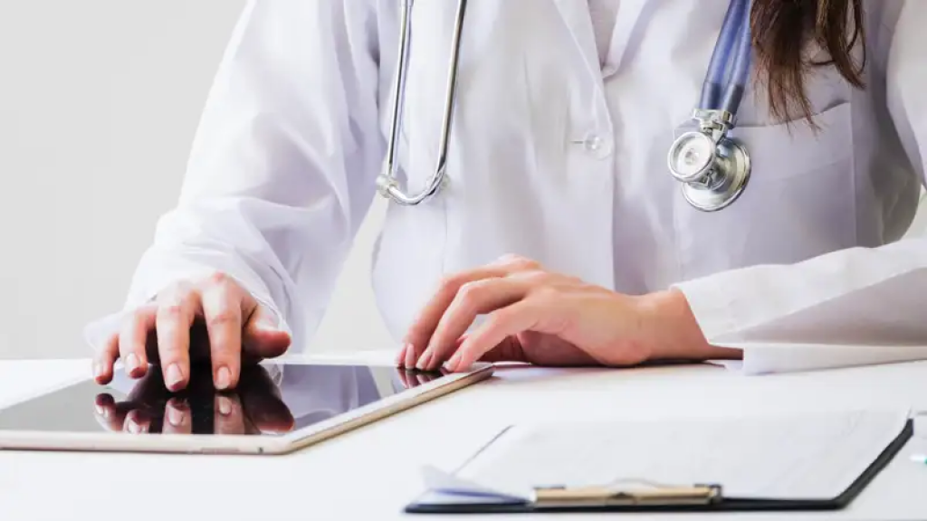 Когда в Казахстане начнут действовать только электронные больничные листы