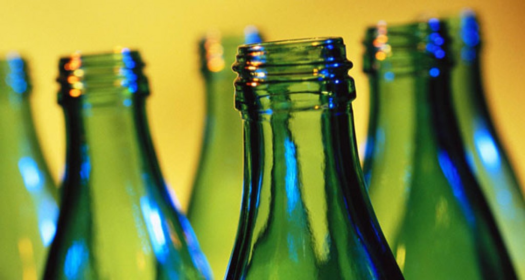 Стеклотару больше не будут принимать на переработку в Караганде