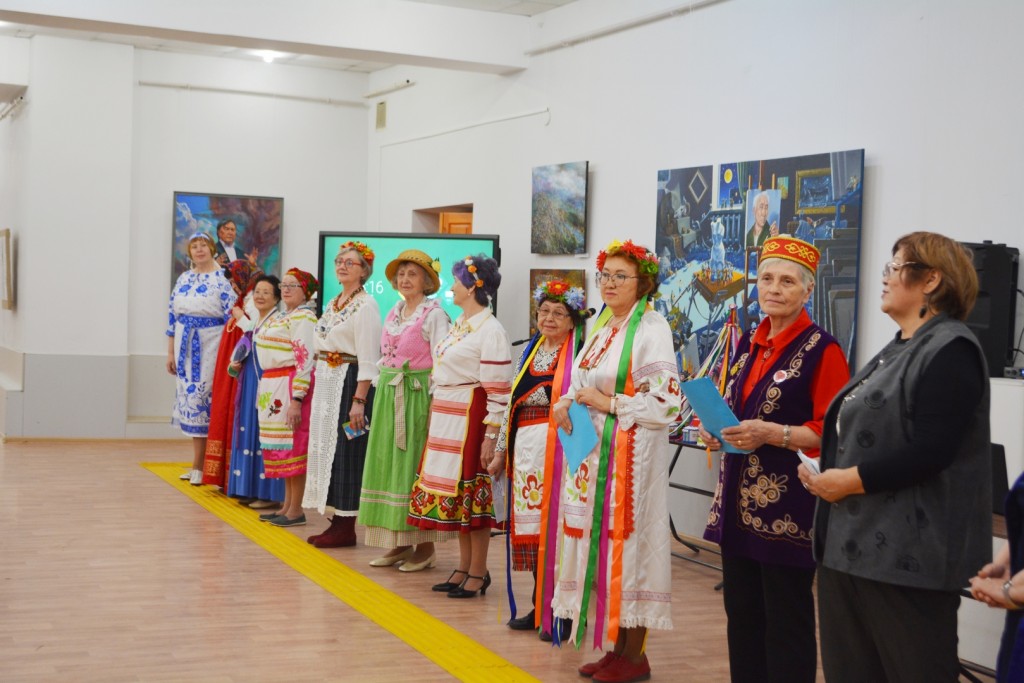 В карагандинском музее ИЗО провели встречу ко Дню единства народа Казахстана