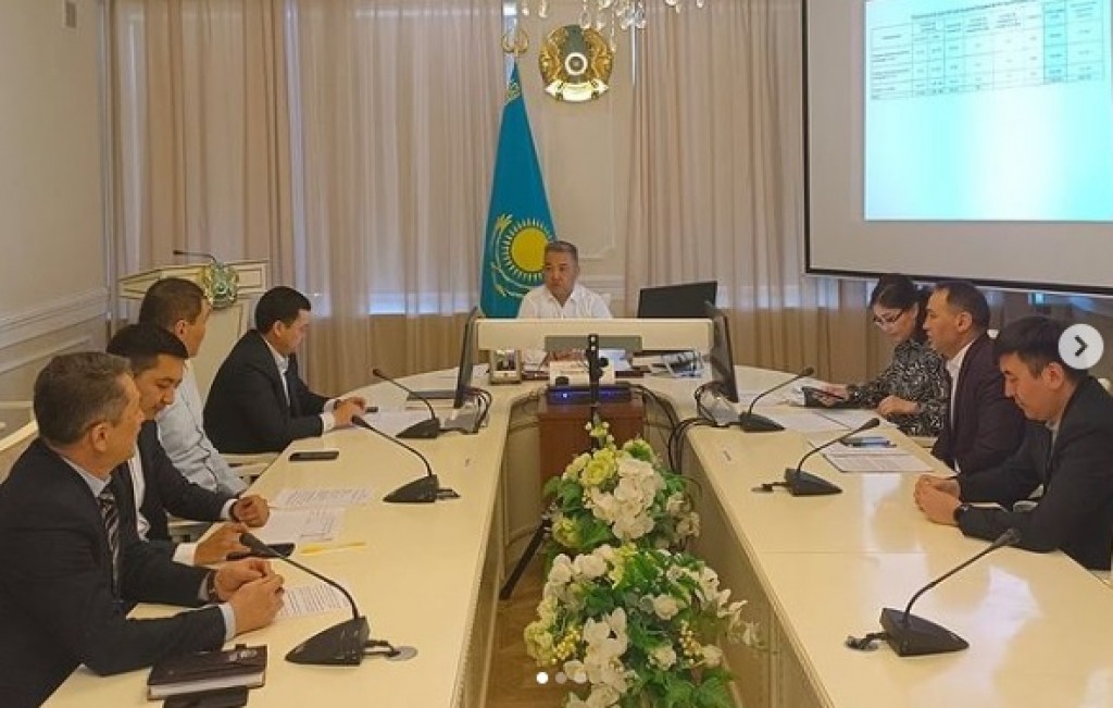 О правилах бесплатного проезда для детей до 18 лет напомнил аким Караганды