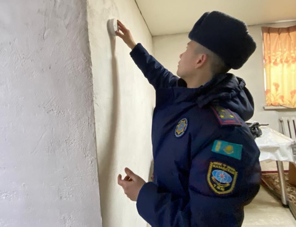 В Карагандинской области 205 сотрудников экстренных служб обеспечивали безопасность в праздники