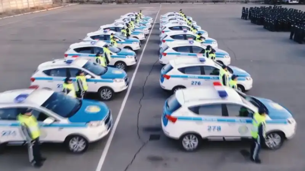 Полицию Казахстана перевели на усиленный режим работы