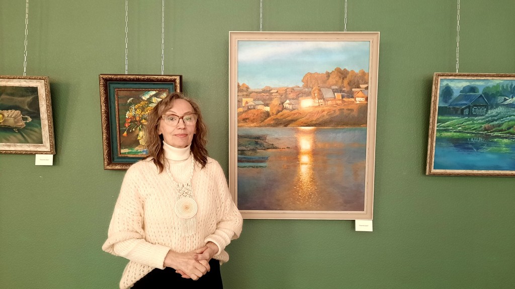 Яркие пейзажи и сочные натюрморты представила Наталья Викторова на своей новой выставке в Караганде