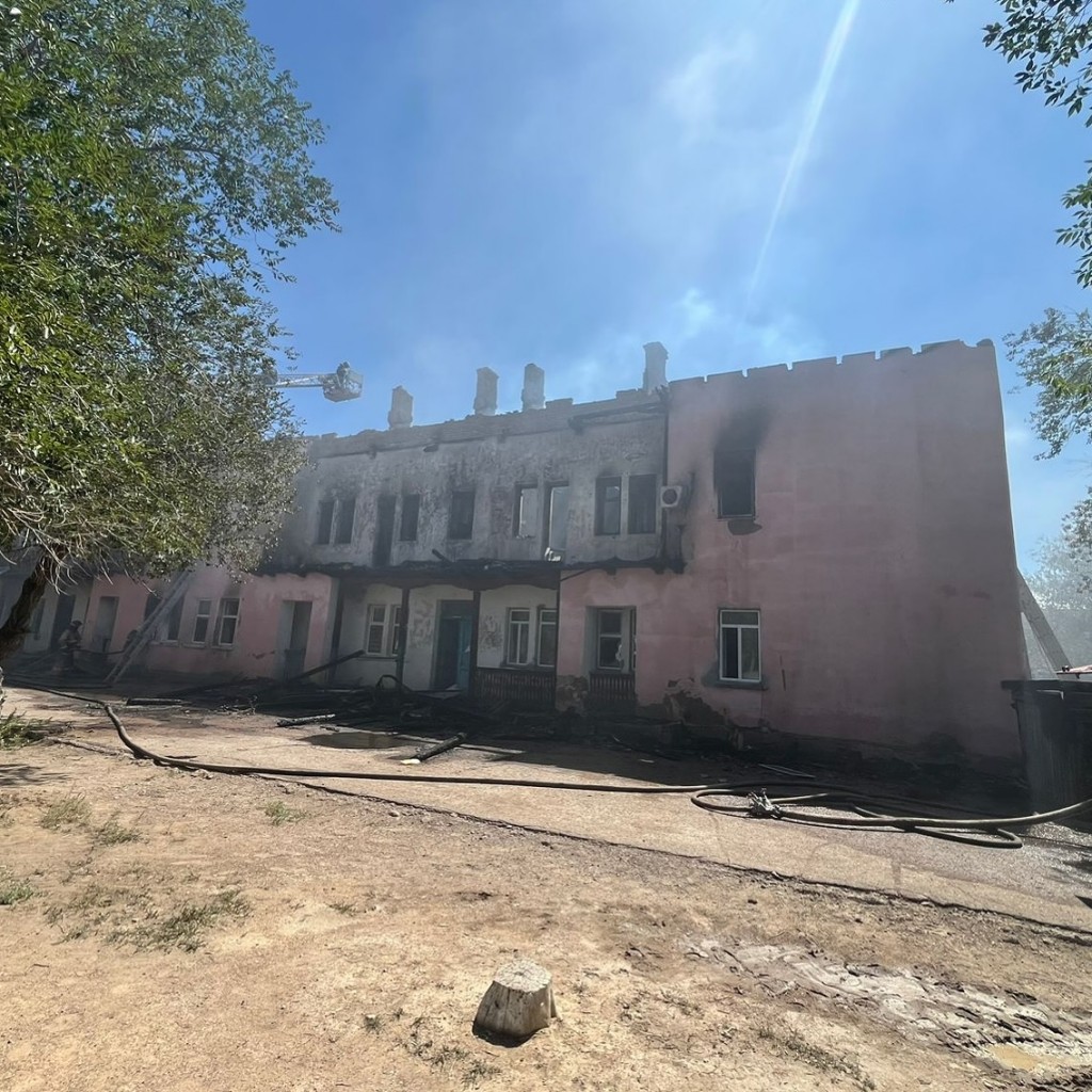 Для жильцов сгоревшего дома в Балхаше организовали сбор гуманитарной помощи