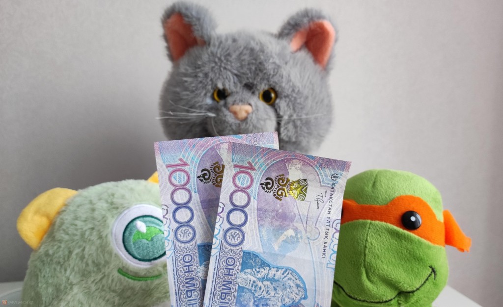 В Караганде многодетные матери и семьи получат по 20 тысяч тенге к 8 марта