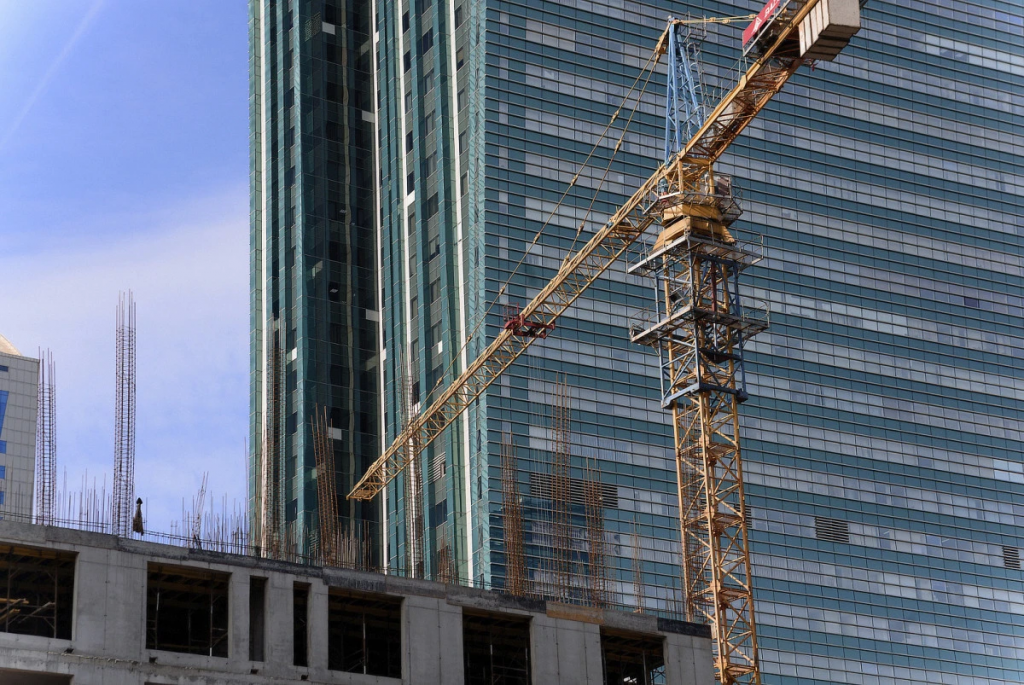 Как изменились цены на рынке жилья в Казахстане за год