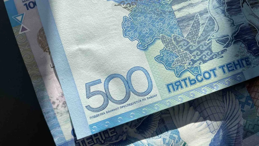 Ата-аналар балаларға Ұлттық қордан ақша түсуі үшін не істеу керек: Нұсқаулық