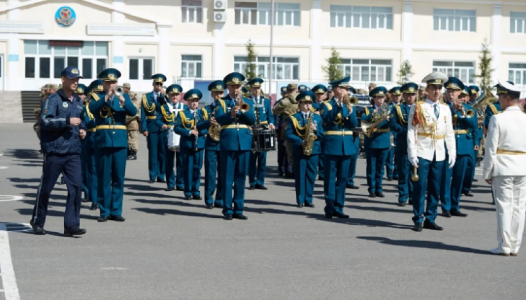 Почти тысячу образовательных грантов получили военнослужащие Национальной гвардии