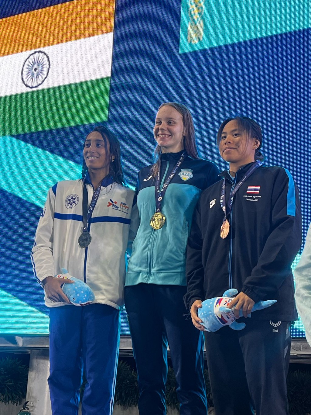 Карагандинская пловчиха завоевала пять медалей и установила два рекорда Азии