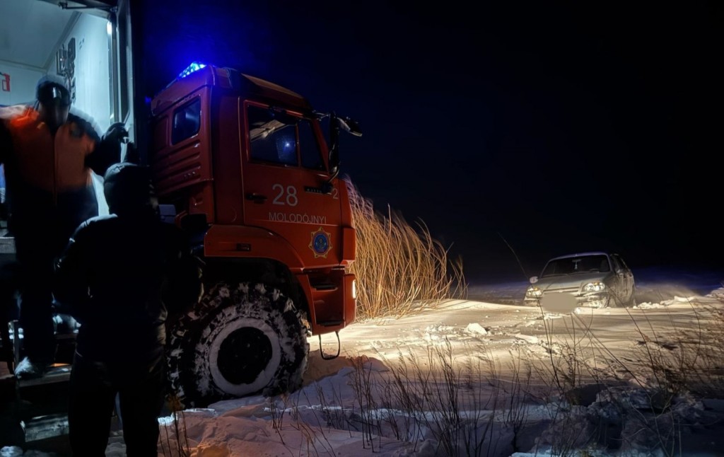 24 человека эвакуировали с автодорог Карагандинской области из-за непогоды