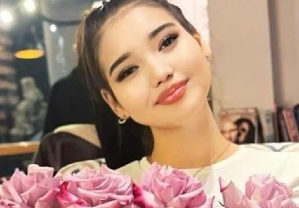 Разыскиваемая в Балхаше 15-летняя школьница, успела съездить с подругой в Алматы и обратно