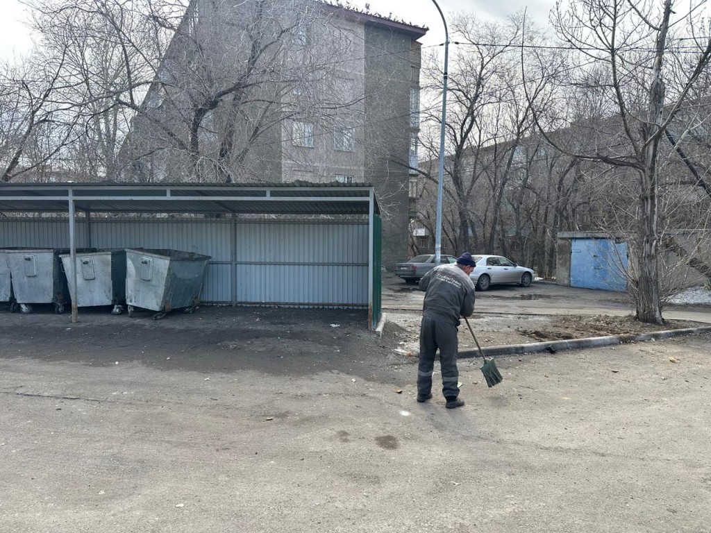 Қарағандыда контейнерлік алаңдарды жаппай жинау басталды