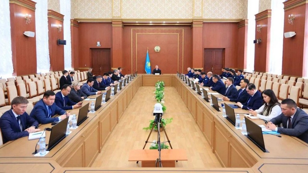 Цифровой контроль и «трезвые сёла»: как в Карагандинской области снижают преступность