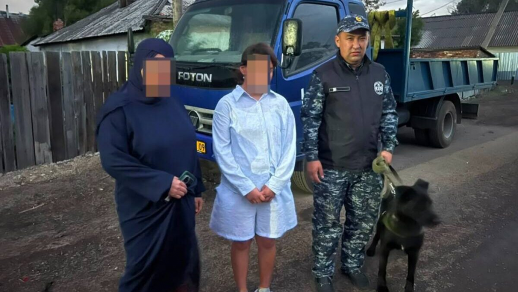 Служебная собака помогла полицейским найти пропавшую девушку в Караганде