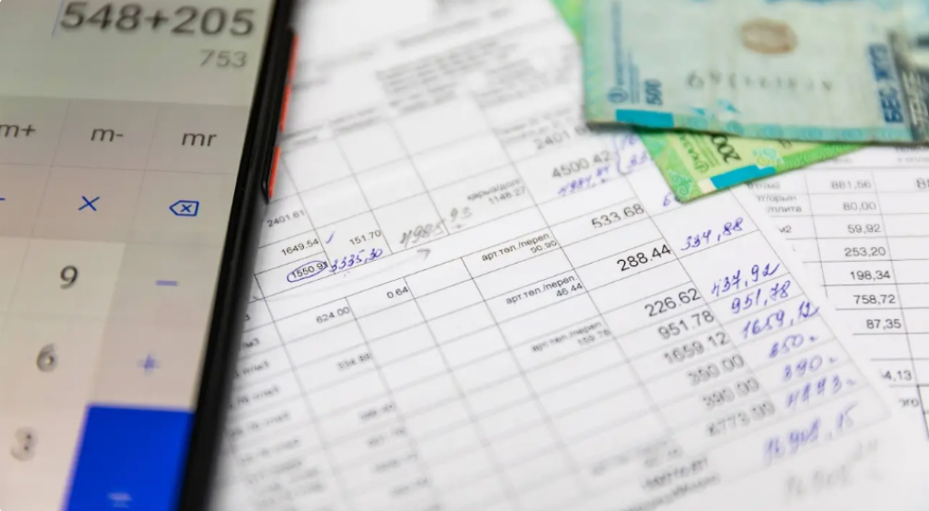 Казахстанцы будут видеть в смартфонах показания счётчиков и изменения в тарифах на комуслуги – Бозумбаев