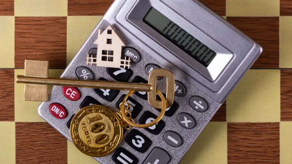 Какой штраф грозит казахстанцам за нелегальную сдачу квартиры в аренду