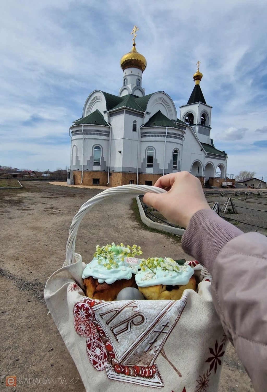 Освящение куличей и пасхальные службы: расписание храмов Караганды