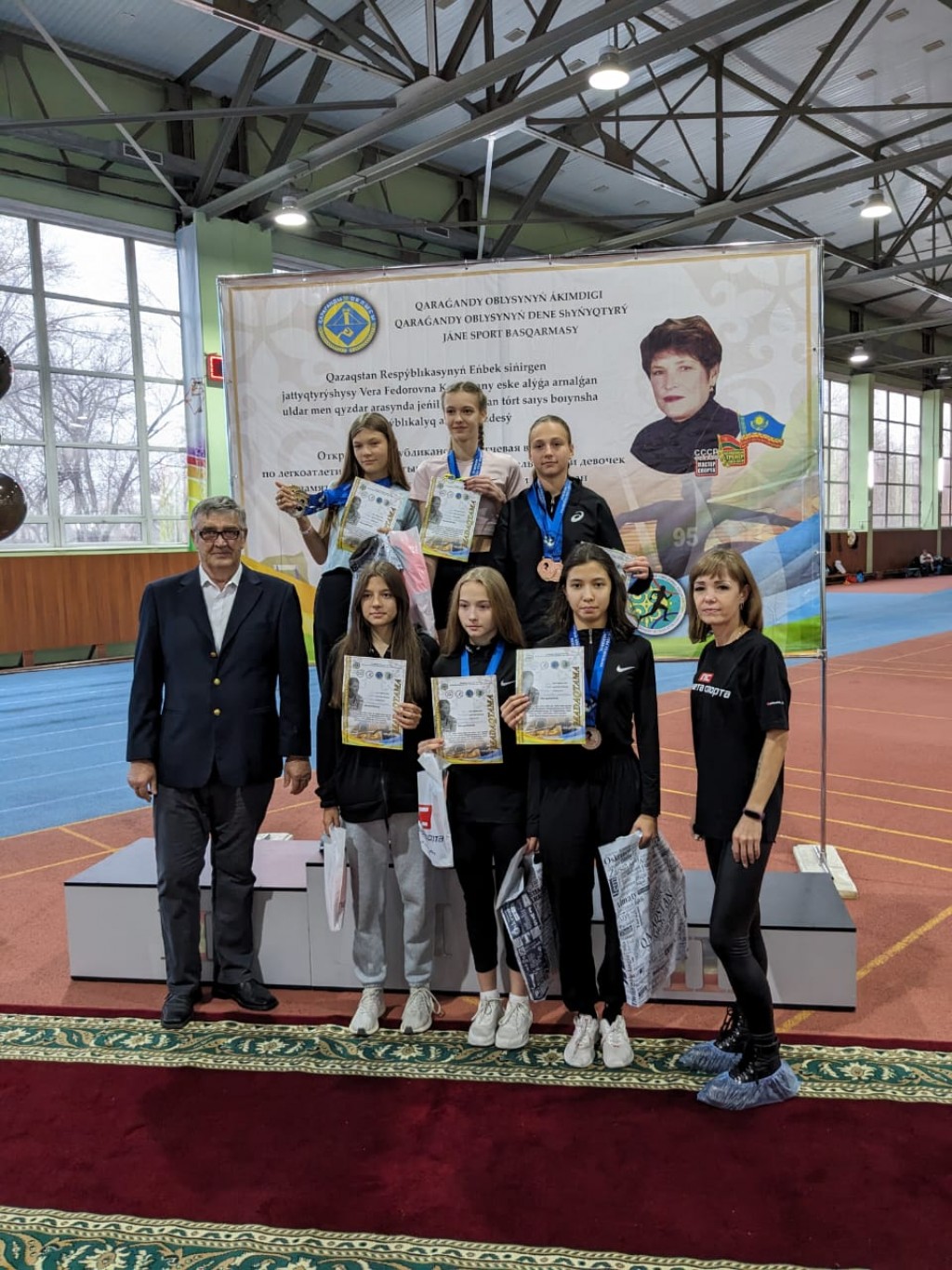 Внучка заслуженного тренера Веры Карповой заняла первое место на соревнованиях по четырёхборью в Караганде