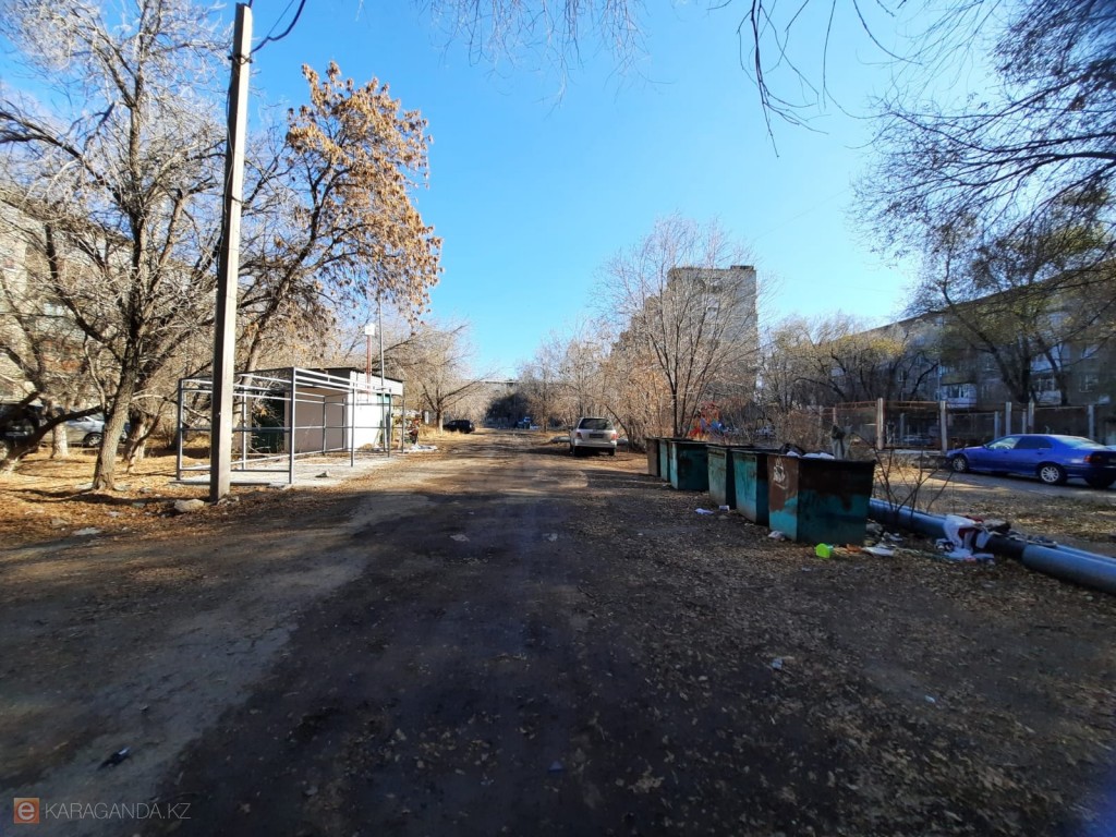 Когда в Караганде закончат обновлять мусорные площадки