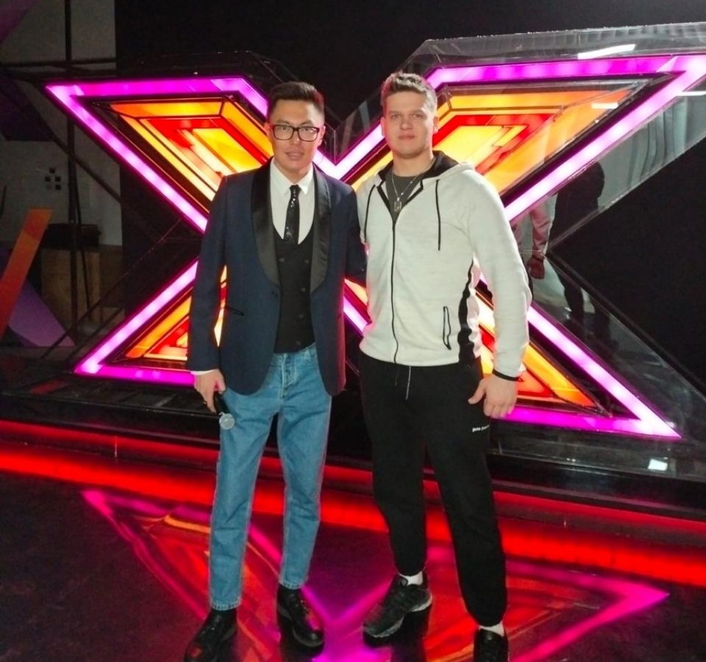 Желідегі жеке камералар Топтық секс аралы