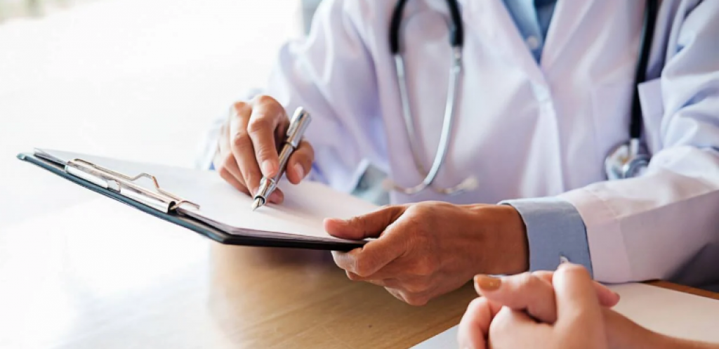 Скаков: 84% пациентов однократно посещают врачей, что косвенно подтверждает их дальнейшее платное лечение