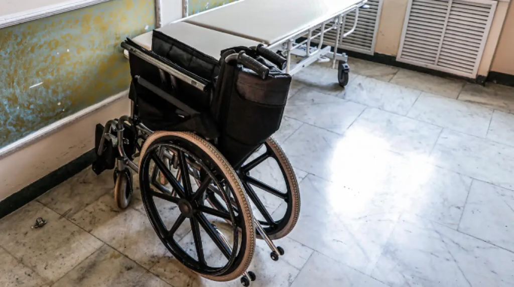 Мужчину без рук и ног заставляли попрошайничать более 10 лет в Караганде