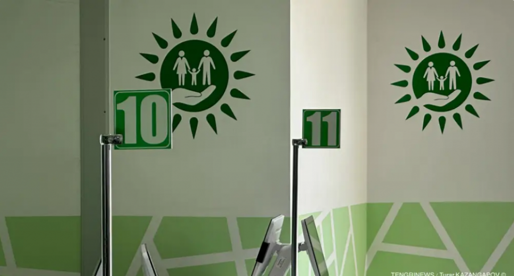 ЦОНы переформатируют в офисы по типу Apple Store в Казахстане