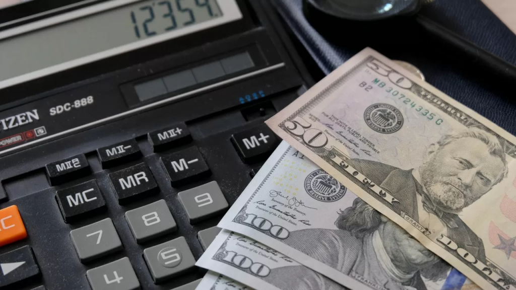 Вывоз иностранной валюты из Казахстана: что важно знать