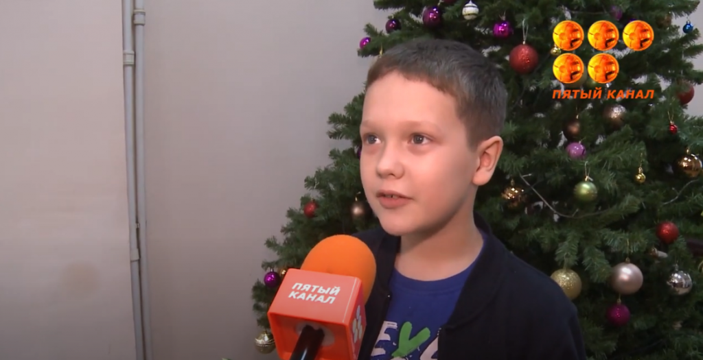 В детской библиотеке имени Абая состоялись новогодние громкие чтения из цикла «Час сказок и историй»