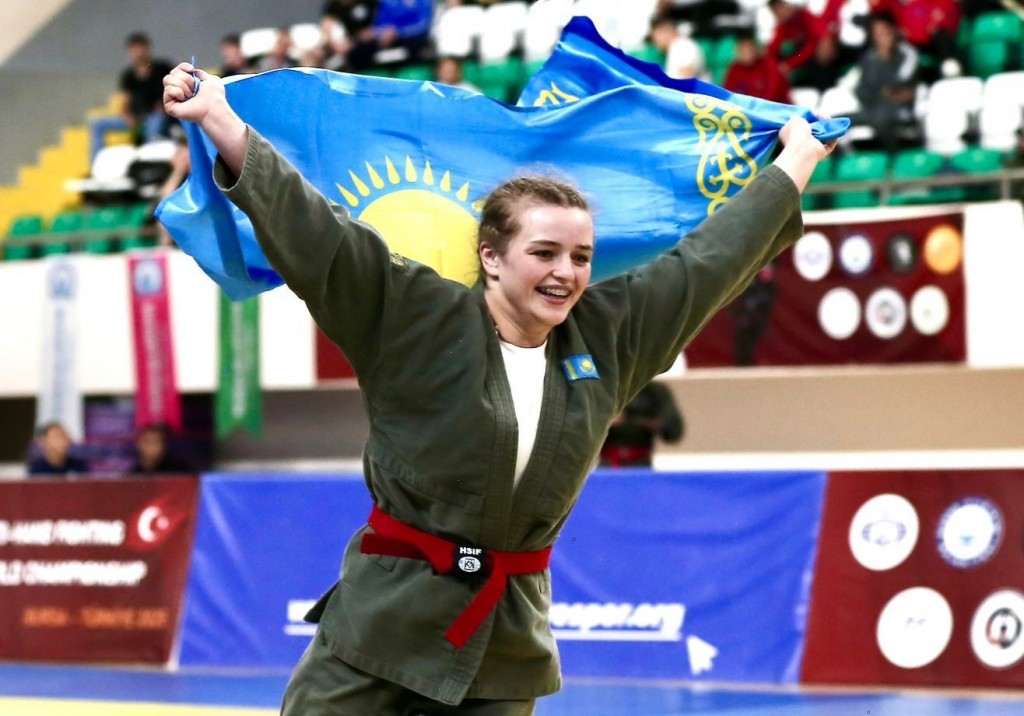 Спортсменка ДЧС Карагандинской области стала чемпионкой мира по рукопашному бою