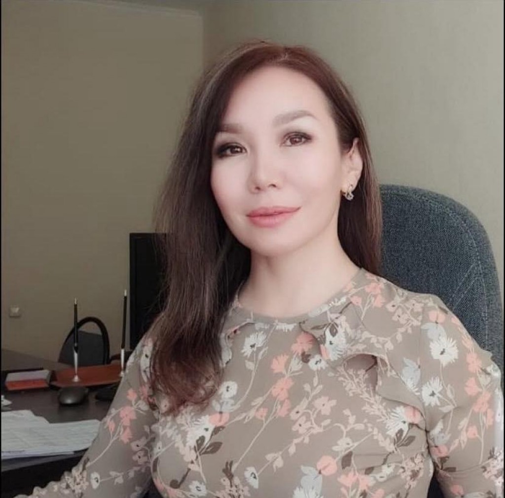 Глава управления образования Карагандинской области поздравляет жителей региона с наступающим Новым годом