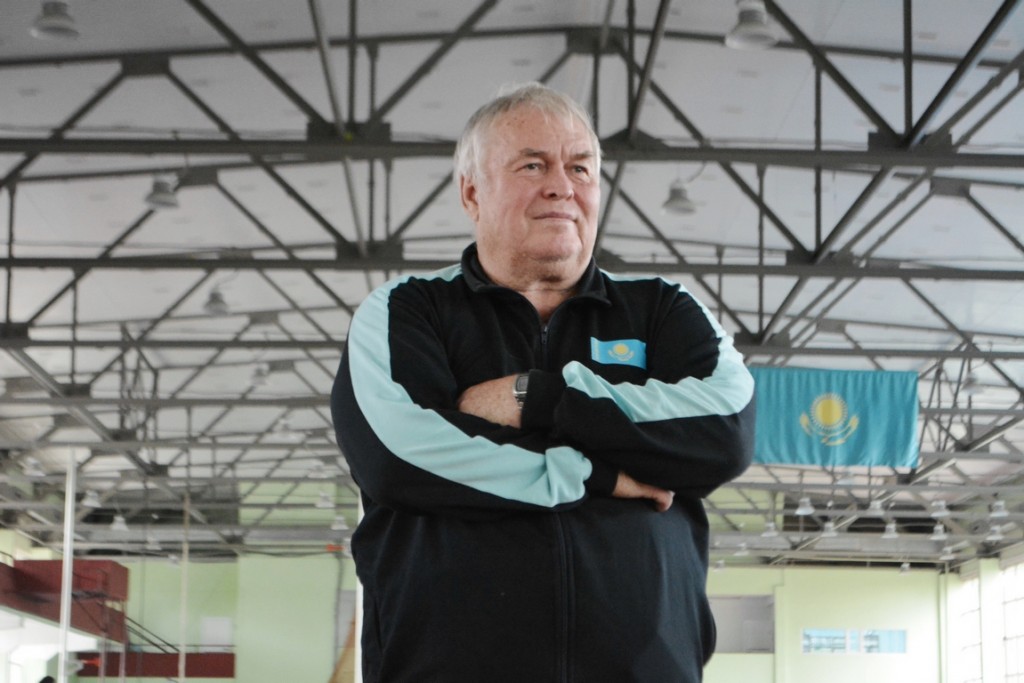 И наставник, и старший товарищ: заслуженный тренер выдающихся паралимпийцев Сергей Безгачев о том, как посвятил спорту 40 лет жизни