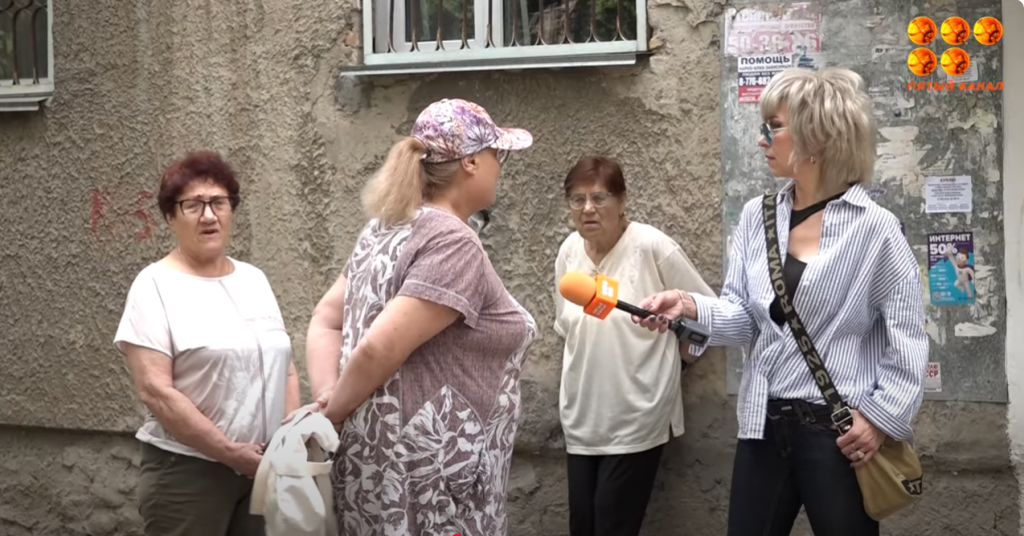 Пока на Назарбаева ремонт, из-за потока машин разваливаются дома