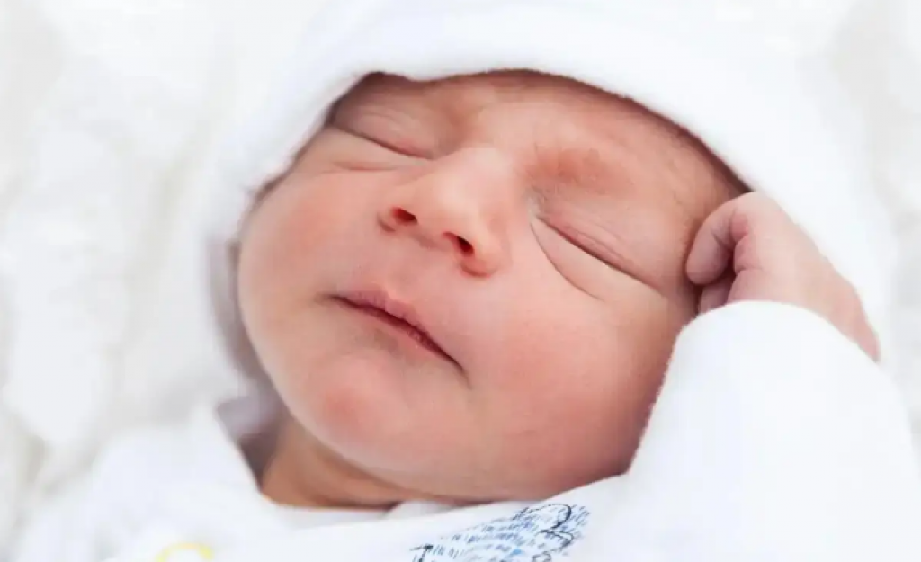 Как оформить документы на ребенка, если он родился за границей