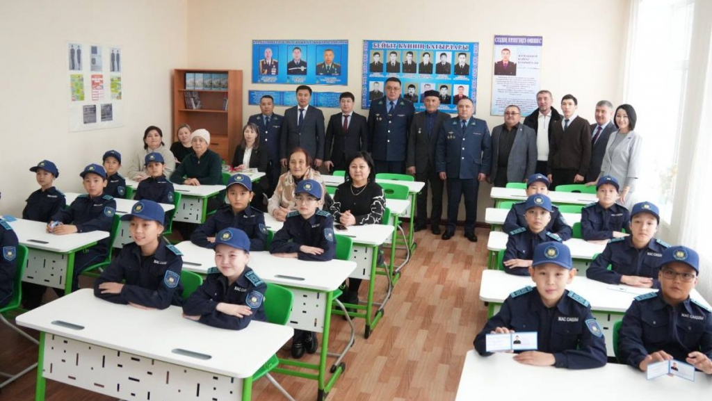 Полицейский класс «Жас сақшы» открыт в Карагандинской области