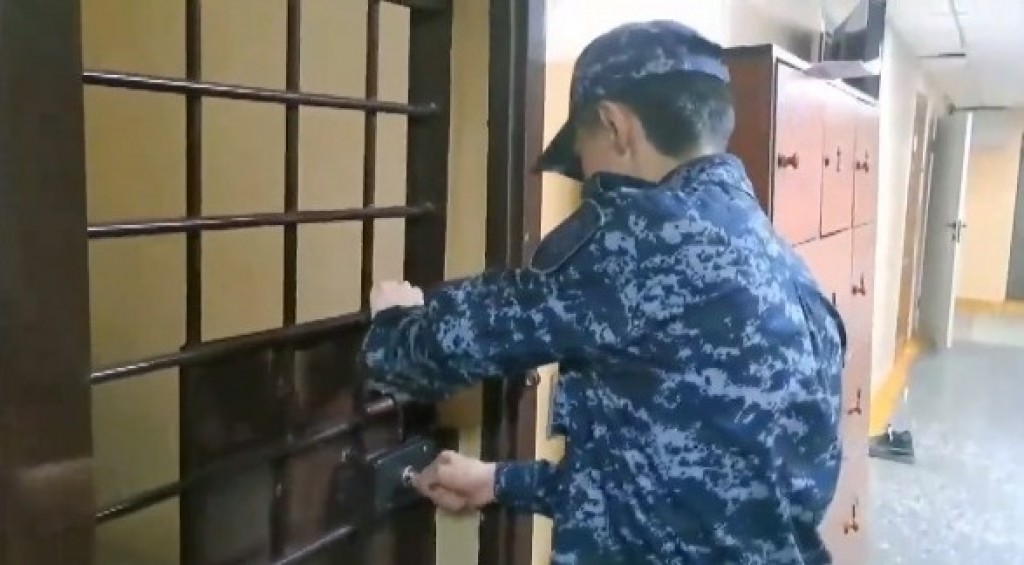 Подростков, избивших пенсионера в Темиртау, избили другие подростки